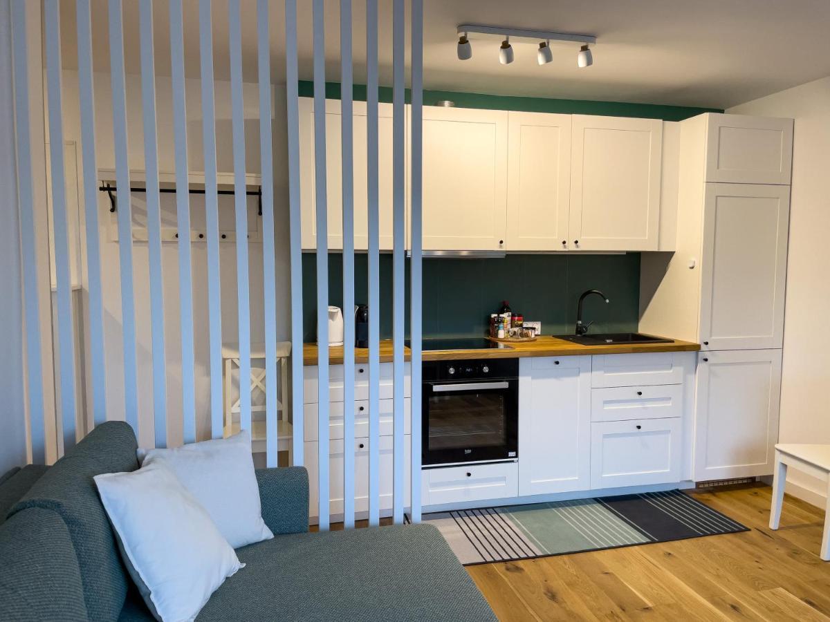Urban Apartments Cosy No 4, Free Private Parking, Self Check-In خوجوف المظهر الخارجي الصورة
