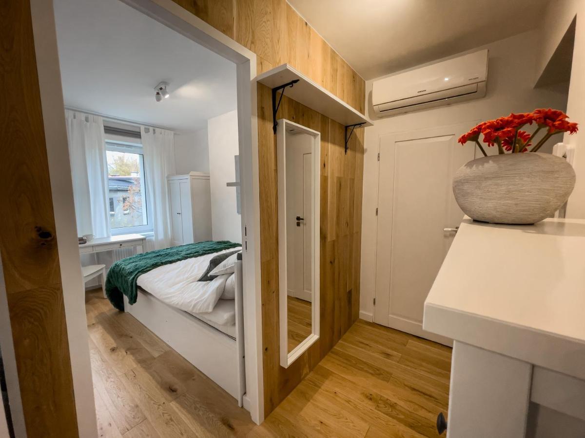 Urban Apartments Cosy No 4, Free Private Parking, Self Check-In خوجوف المظهر الخارجي الصورة