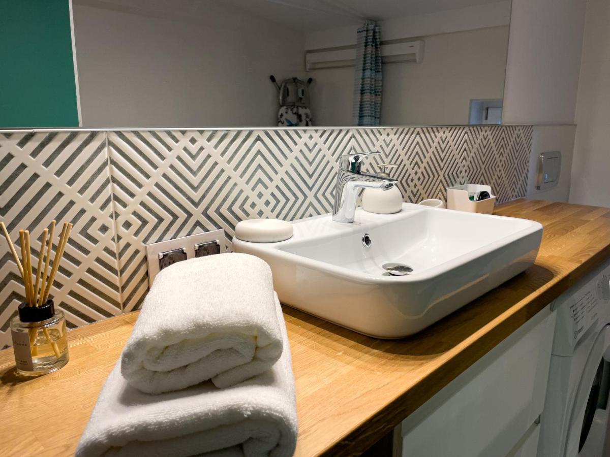 Urban Apartments Cosy No 4, Free Private Parking, Self Check-In خوجوف المظهر الخارجي الصورة