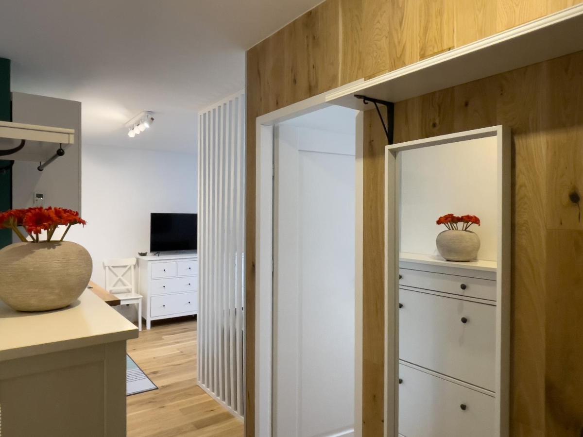 Urban Apartments Cosy No 4, Free Private Parking, Self Check-In خوجوف المظهر الخارجي الصورة